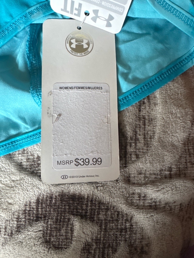 Under Armour Women Shorts - photo 3