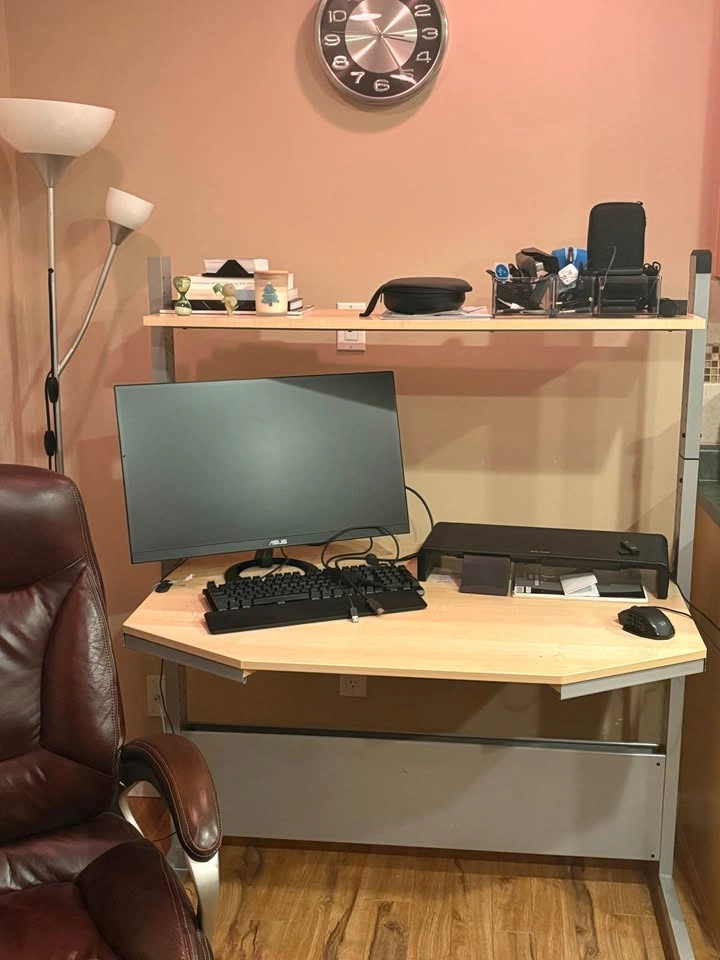 Wooden Desk - photo 2