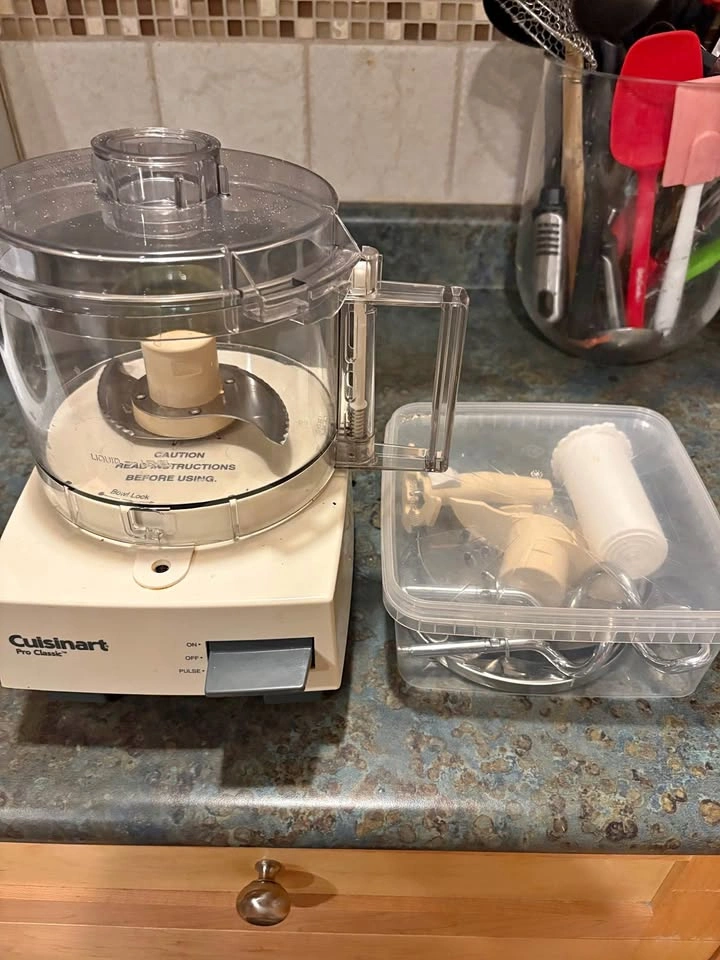 Cuisinart Food Processor with Accessories