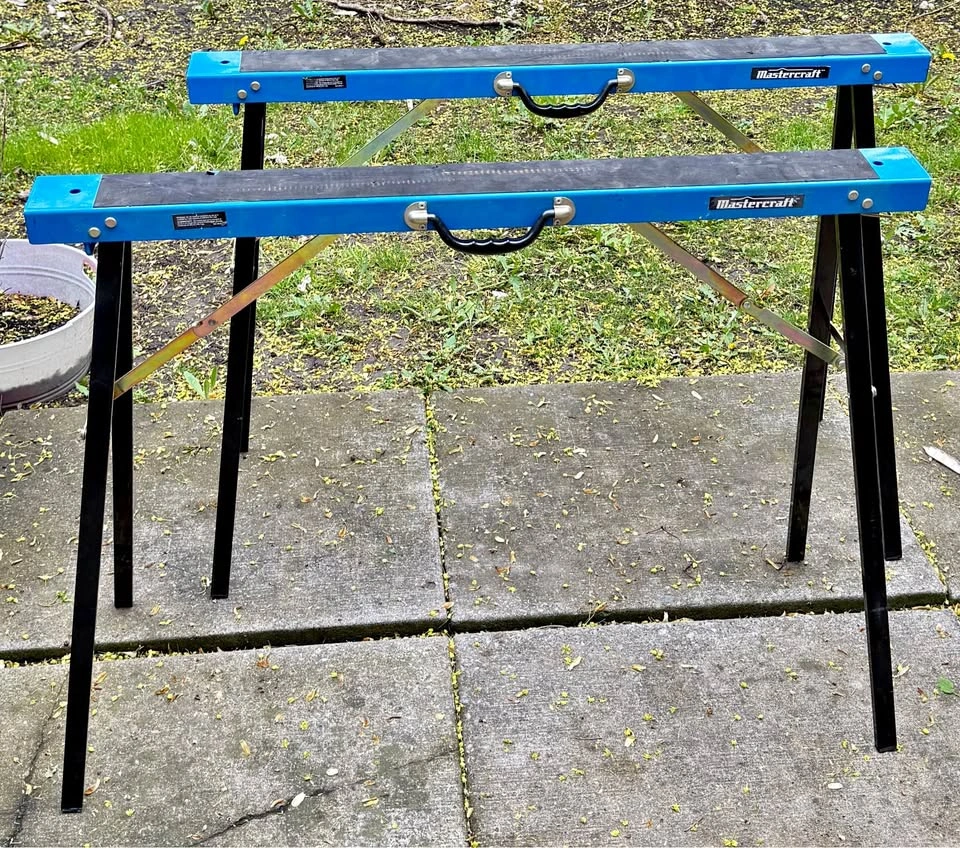 Mastercraft Folding Metal Sawhorses (Pair) - Like New