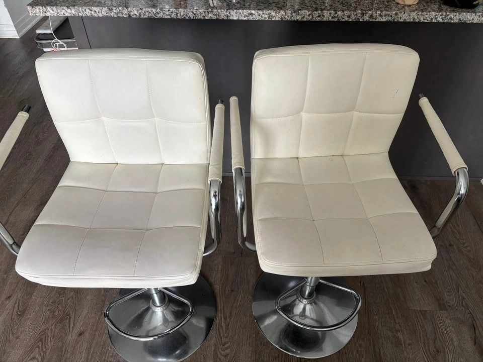 Set of Adjustable Barstools in mint condition - photo 2