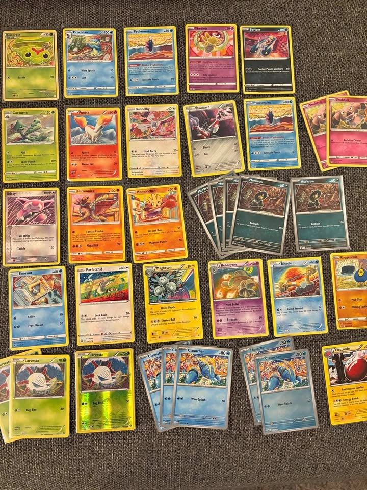 Tomokazu Komiya Pokemon Collection