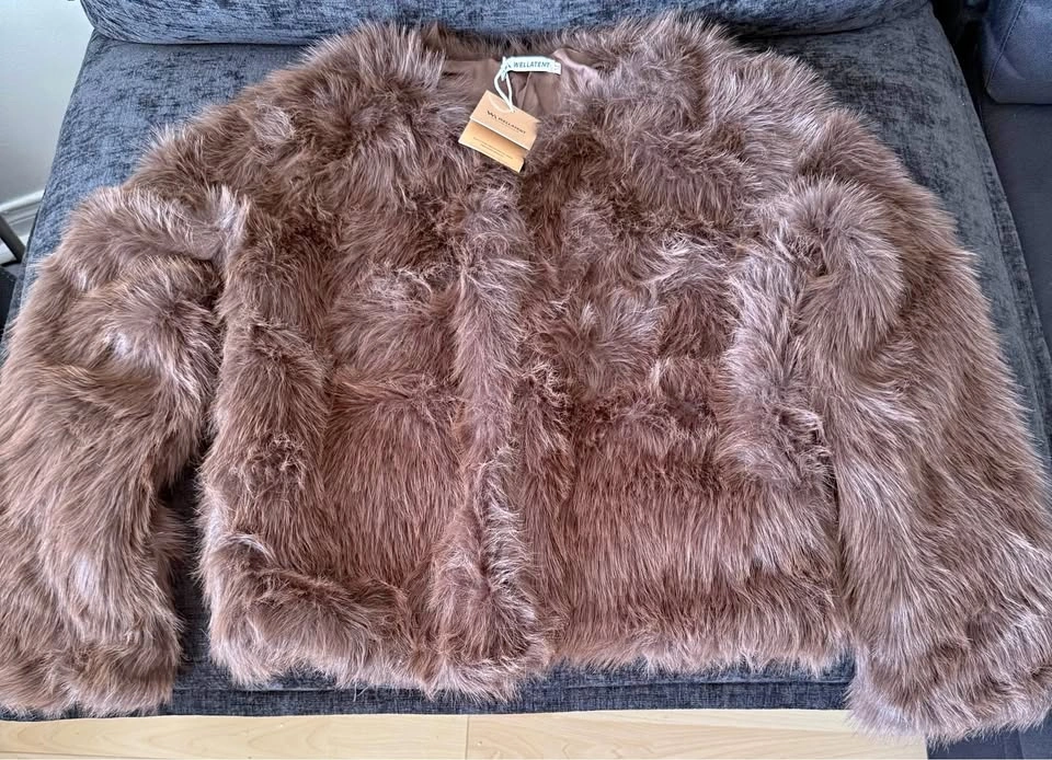 Brand New WELLATENT Faux Fur Coat - Size M (Brown)