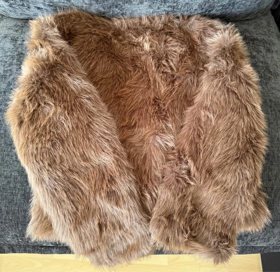 Brand New WELLATENT Faux Fur Coat - Size M (Brown) - photo 4