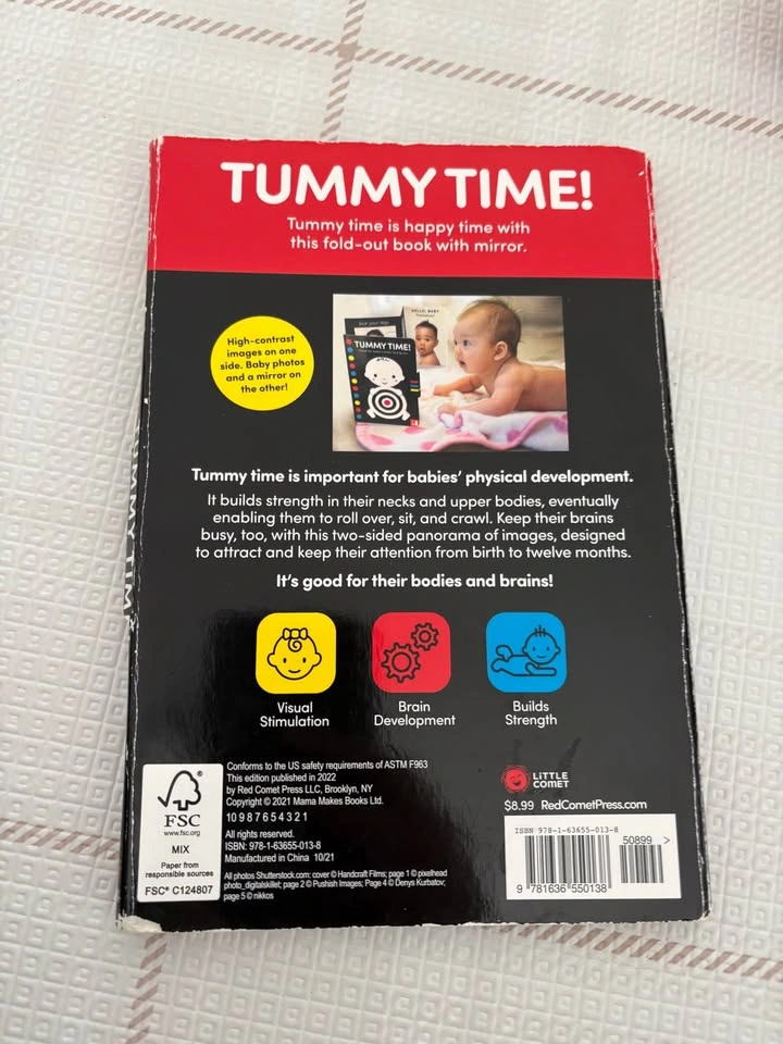 Little Comet Tummy Time High-Contrast Fold-Out Book - photo 3