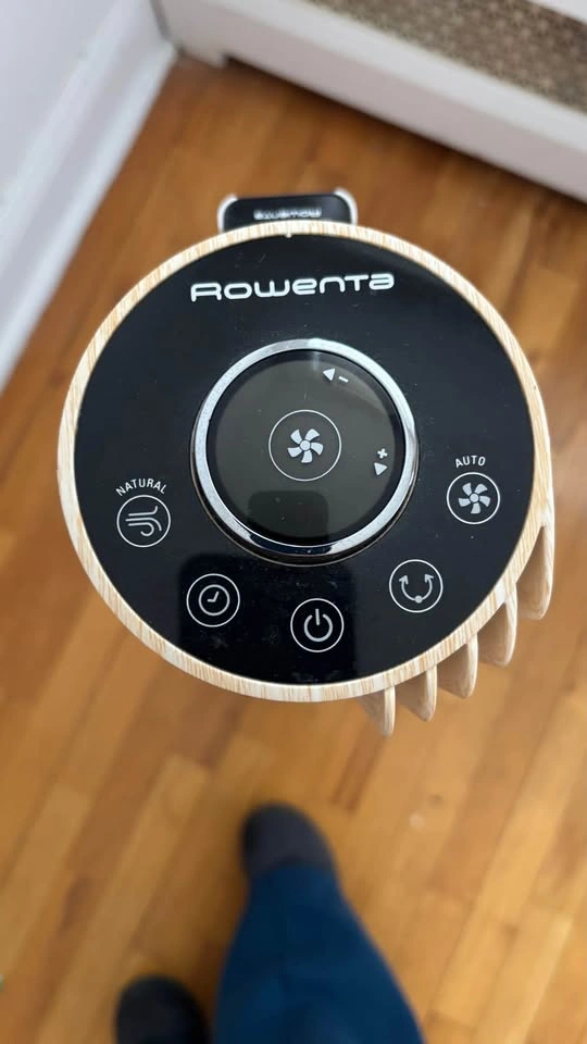 Wood look rotating tower fan - photo 2