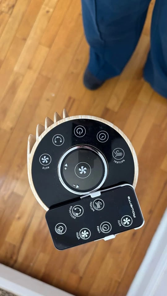 Wood look rotating tower fan - photo 3