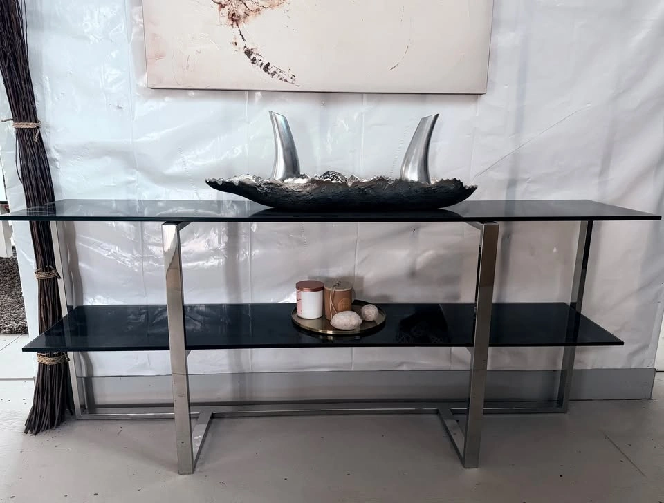 Modern Side Table/ Table d'appoint modern - photo 3