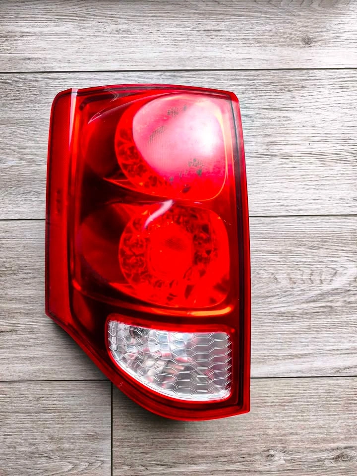 Dodge Grand Caravan Tail Light Assembly - Driver Side (2011-2020 - photo 2