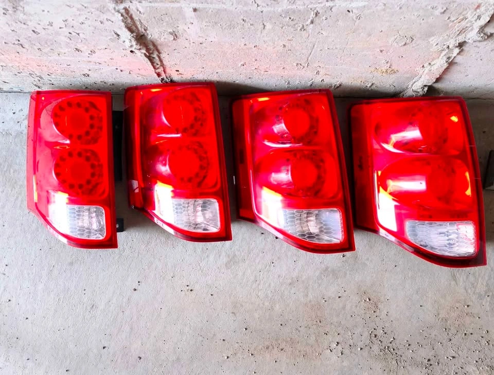 Dodge Grand Caravan Tail Light Assembly - Driver Side (2011-2020 - photo 5