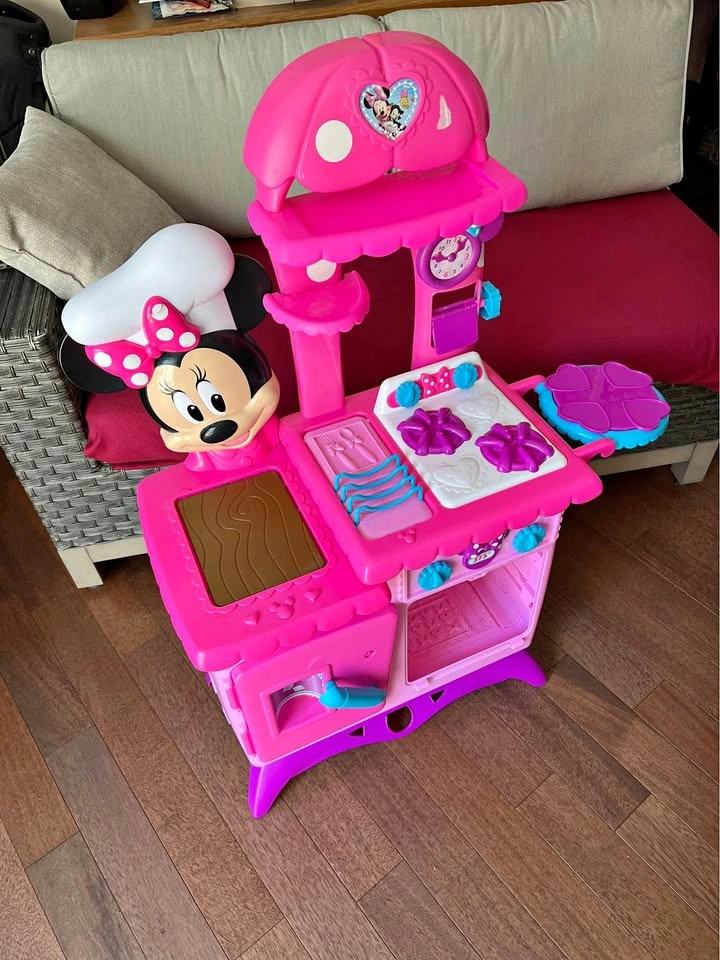 Disney Junior Minnie Mouse