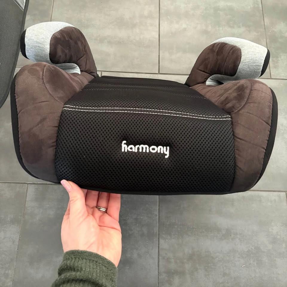 Diono Car Seat Protector & Harmony Booster Seat - photo 2