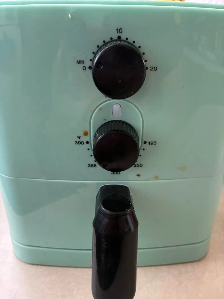 Elite Cuisine 1QT Compact Air Fryer - photo 2