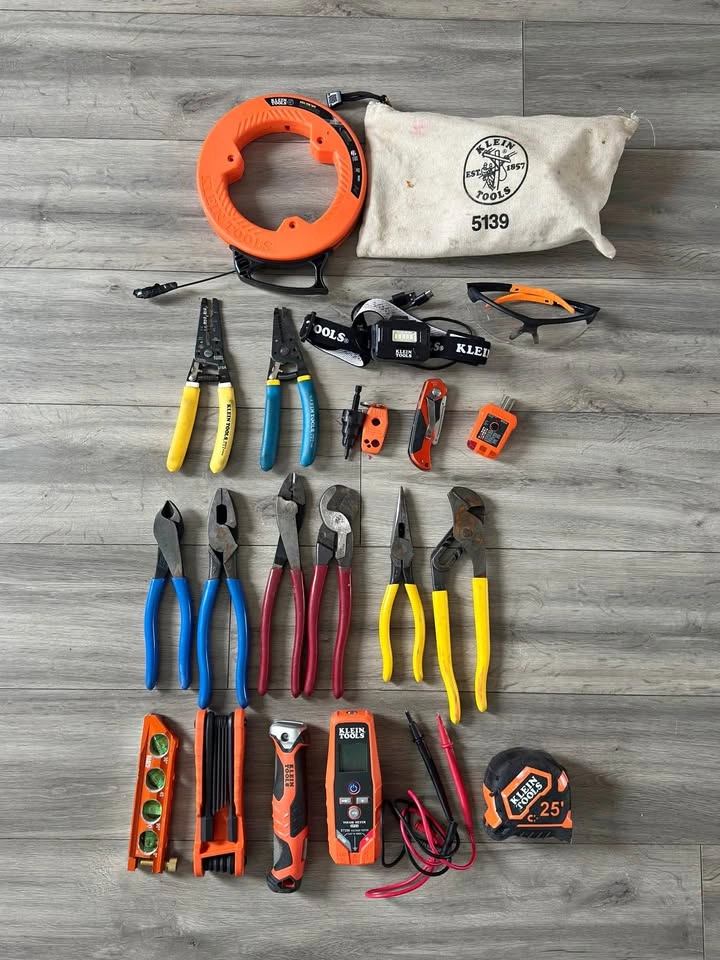 Klein Tool Bag + 28 pc Tool Set