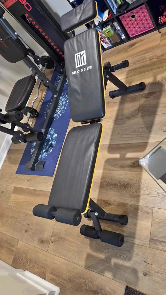 MIKING Adjustable Weight Bench