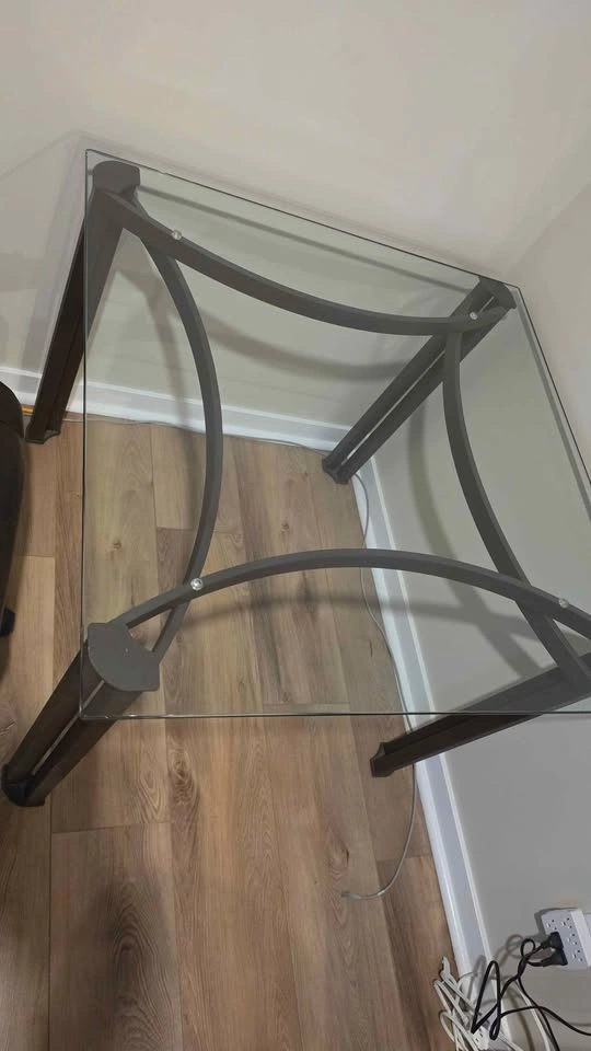 Glass Table - photo 2