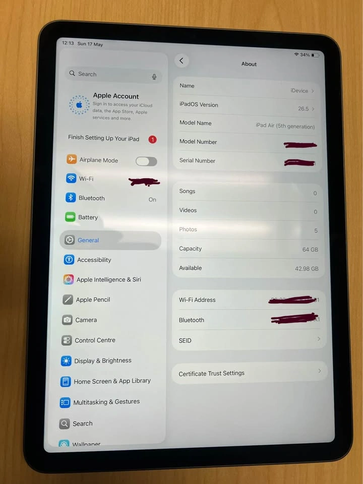 iPad Air (5th generation) - photo 3