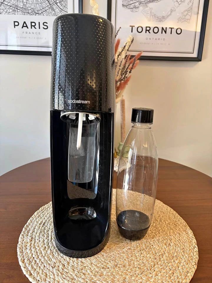 SodaStream Fizzi Sparkling Water Maker