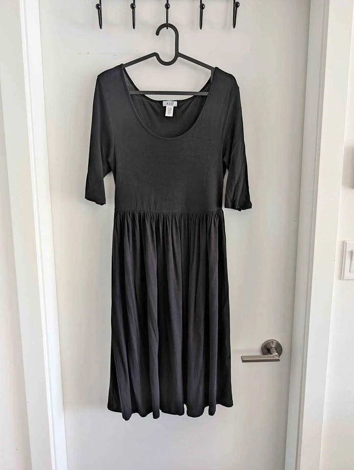 ADC Black 3/4 Sleeve Scoop Neck Dress M