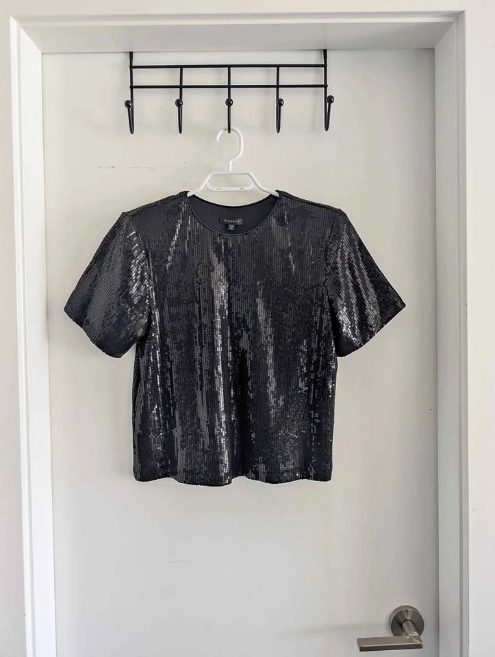 Dynamite Black Sequin Top with Shoulder Pads (XS) - Fits like S