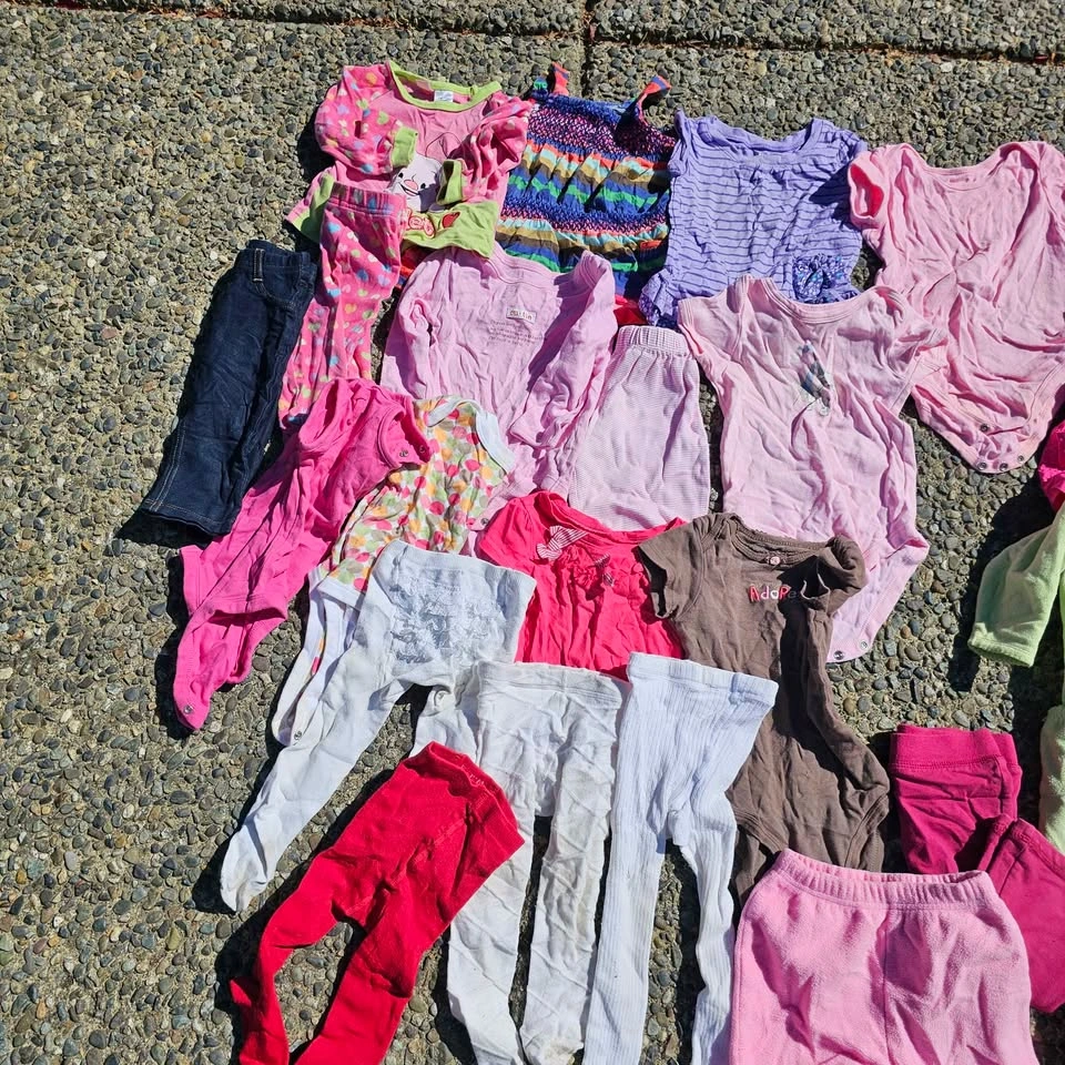Baby girl clothes bundle 9 months - photo 3