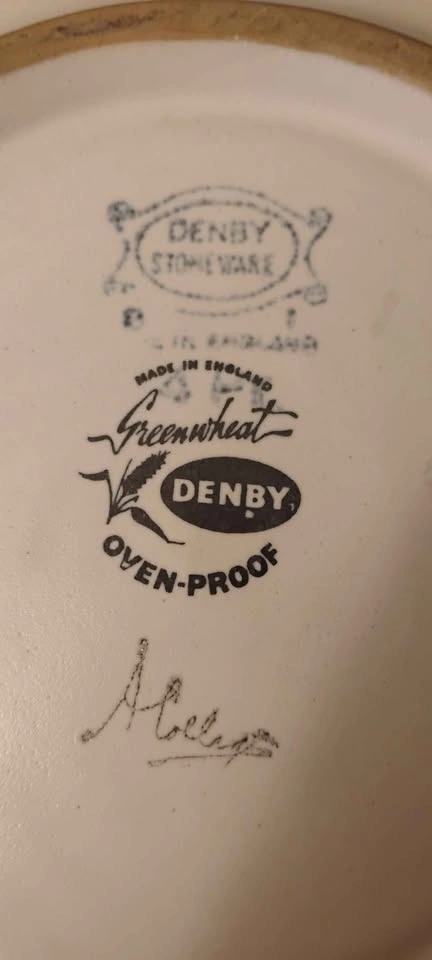 Denby Green Wheat 1.89L Casserole Dish $40 obo - photo 3