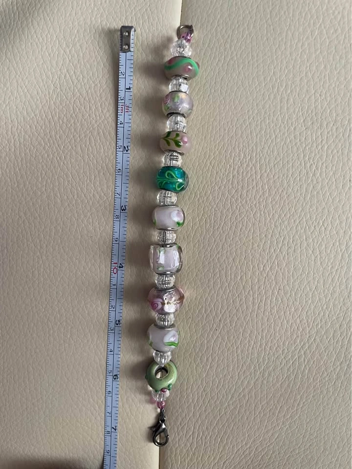Bead Floral Bracelet - photo 3