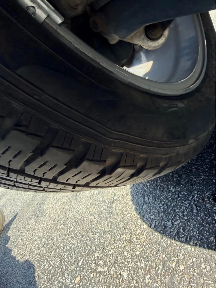 All season Tires 245/50r/20 Pirelli Scorpion - photo 2