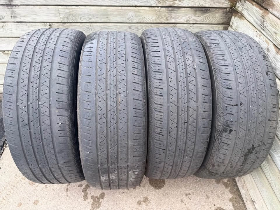 245/50R/20 Set of 4 Continental CrossContact LX Tires - photo 3