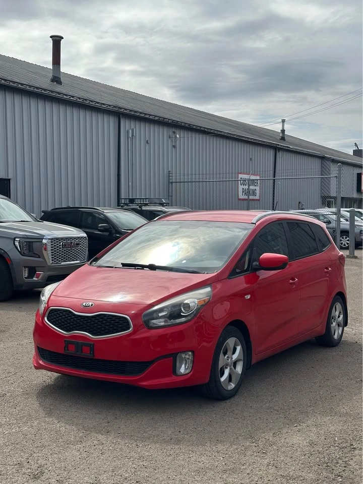 2015 Kia Rondo - photo 2