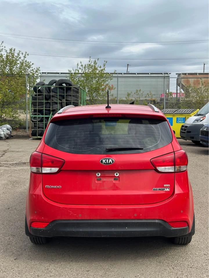 2015 Kia Rondo - photo 5
