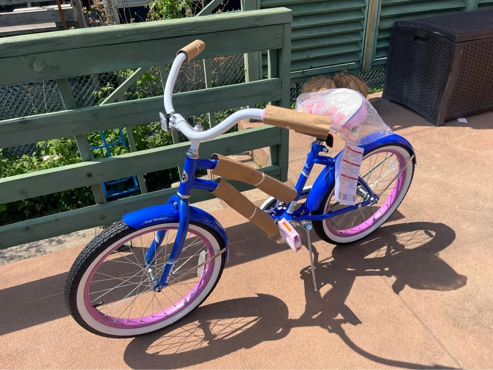 Huffy 20" Good Vibrations Cruiser Bike Blue Girls - photo 4