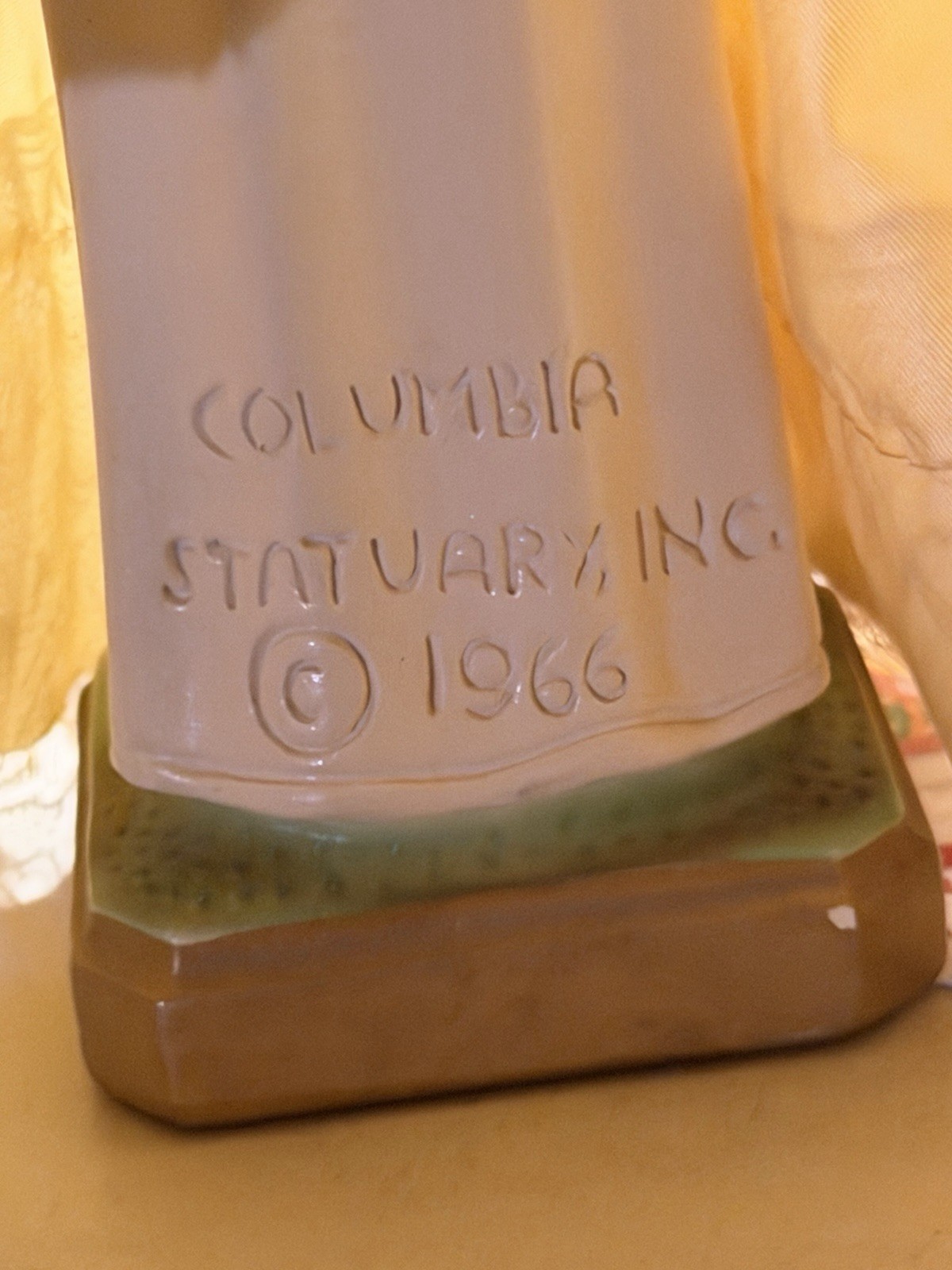Columbia Statuary 1966 Jesus Ceramic Christian Statue - photo 2
