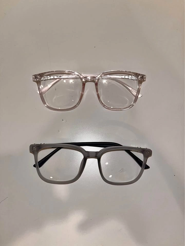 Aesthetic glasses