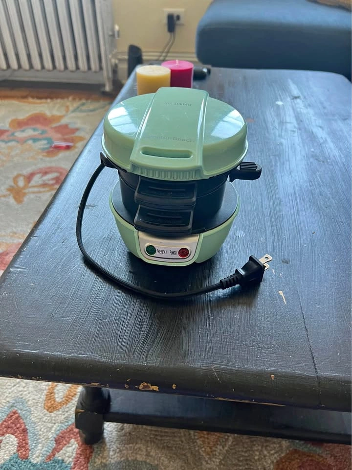 Hamilton Beach Breakfast Sandwich Maker