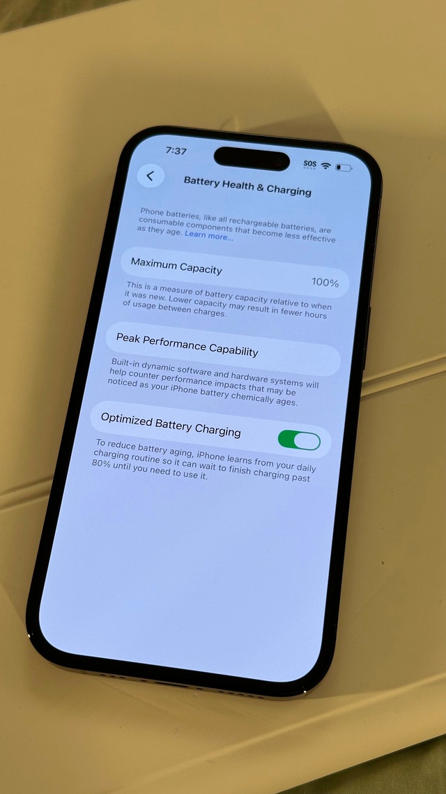 LIKE NEW iPhone 14 Pro 128GB Space Black Unlocked - photo 5