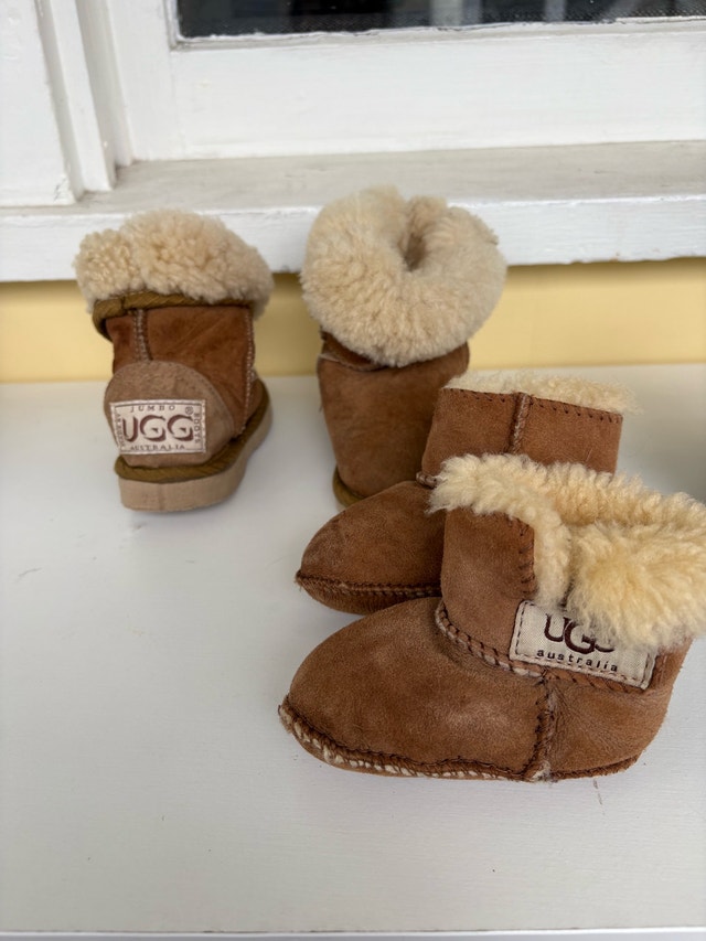 Ugg Boots Baby/Toddler Size C7 - photo 2