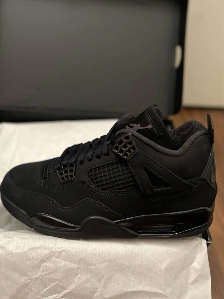 [BRAND NEW] Jordan 4 Retro "Black Cat" (2025) - Size 9 Men's - photo 4