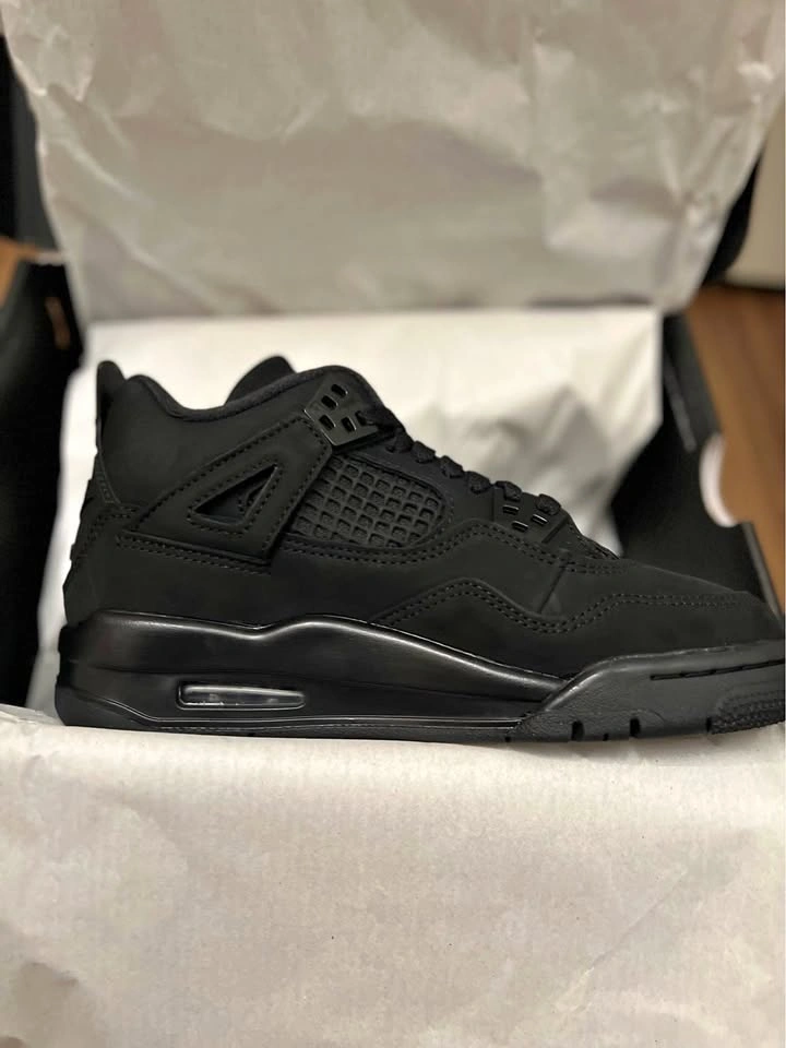 Jordan 4 Retro "Black Cat" (2025) - Size 4Y Youth