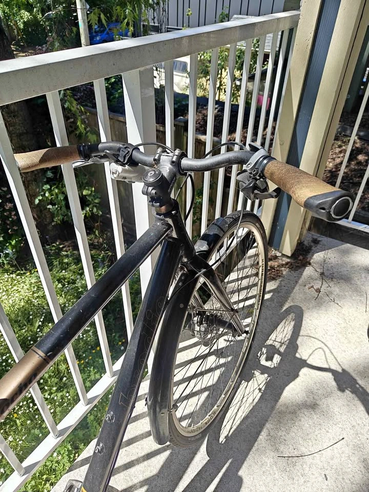 Bike For Sale - Perfect For Summer Cycling