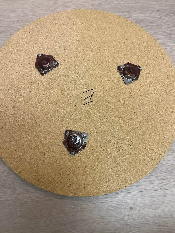 Decorator Wood Round Table - photo 4