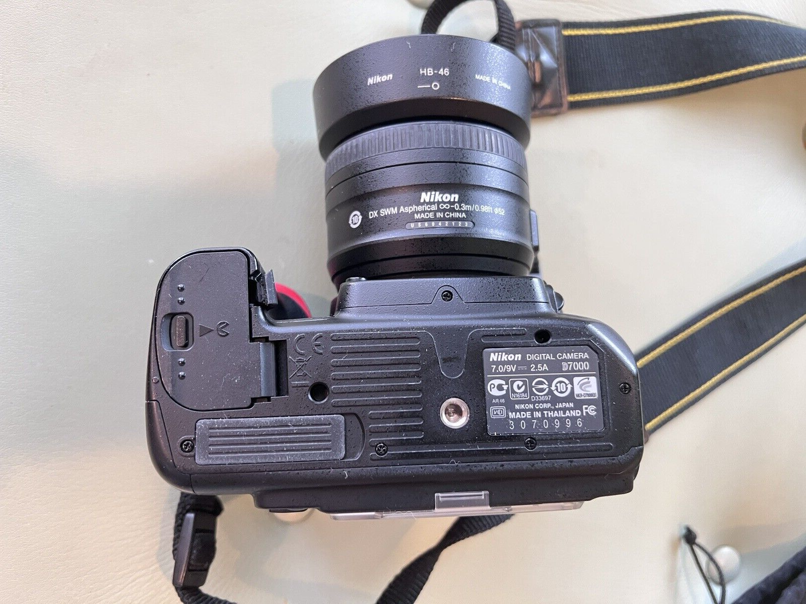 Nikon D7000 18-105 VR Kit AF-S DX Nikkor f/3.5-5.6 Digital SLR C - photo 3
