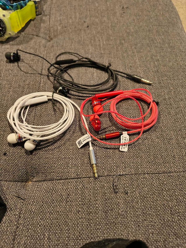 Miscellaneous items for sale. - photo 2
