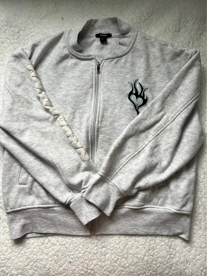 Forever 21 Grey Hoodie - Size Large