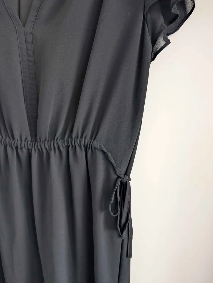 H&M Black Flutter Sleeve Dress - Size 6 (US/CA) - photo 3