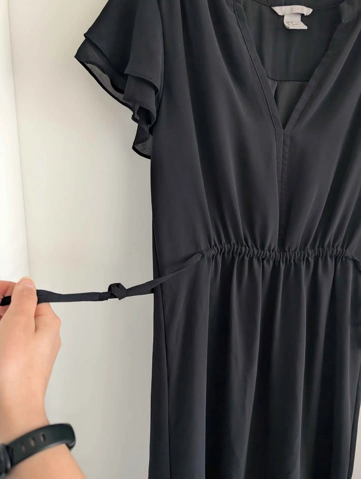 H&M Black Flutter Sleeve Dress - Size 6 (US/CA) - photo 4