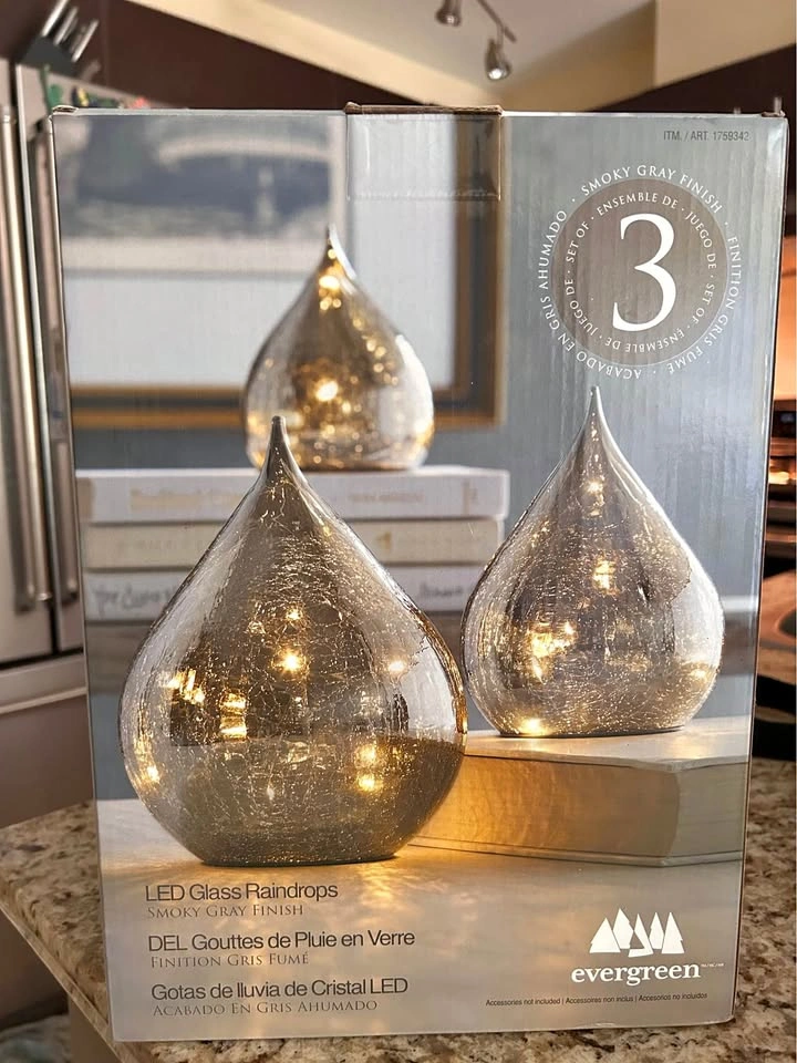 Evergreen LED Glass Raindrops – Set of 3