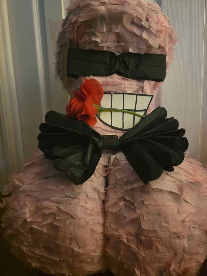 The Bachelor and Bachelorette Piñatas - photo 2