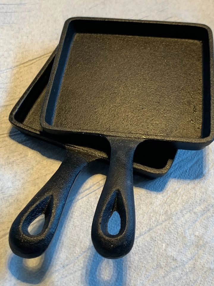 Mini Cast Iron Skillets - photo 3