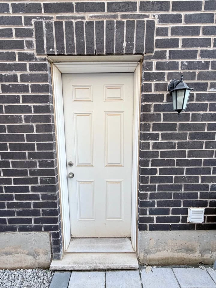 1 Bed 1 Bath - House
